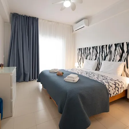 Apartment Casa Azul 1 - Senhora Da Rocha, Algarve Porches (Algarve)