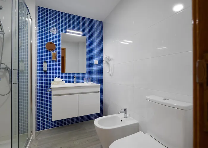 Casa Azul 1 - Senhora Da Rocha, Algarve *